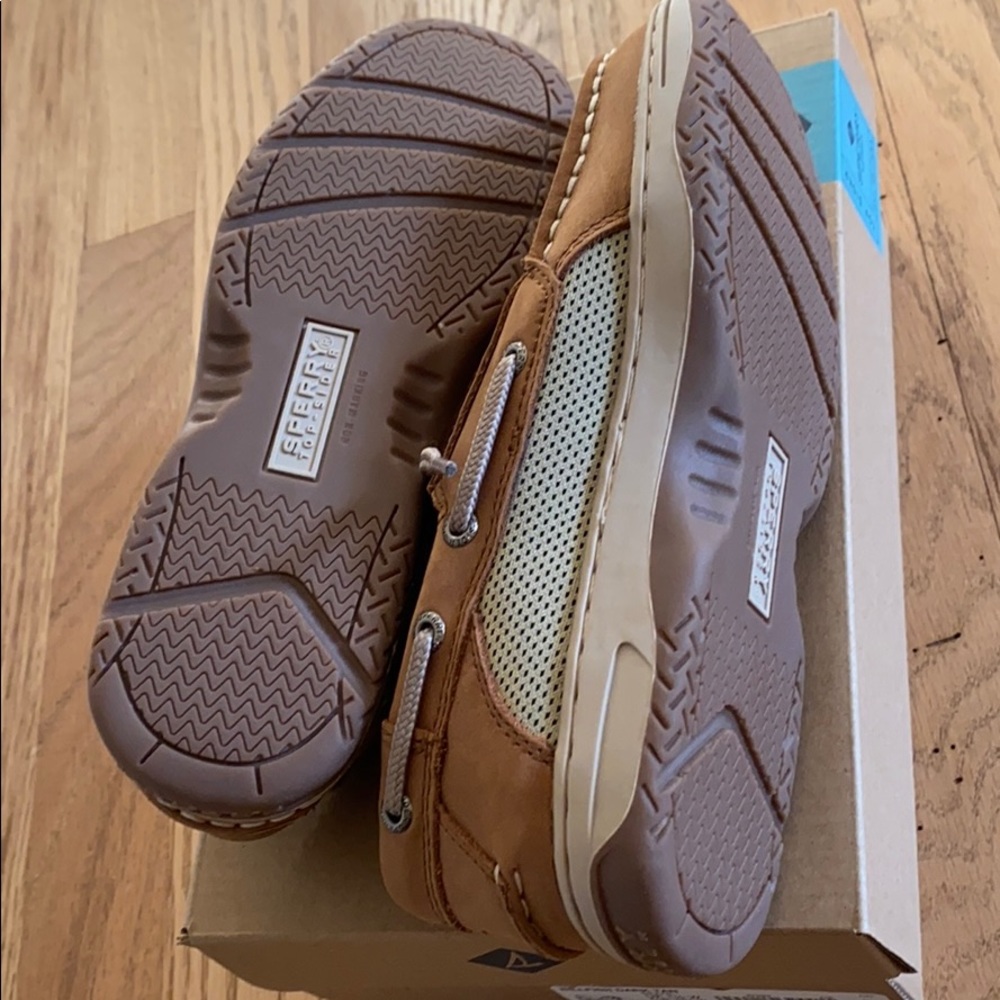 Sperry New in Box Boys size 2W Billfish Shoes - Picture 6 of 6
